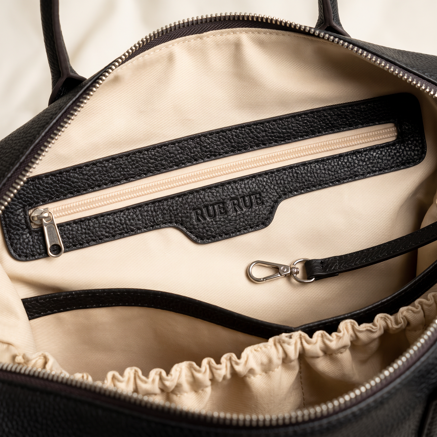 The Rue Carry Bag